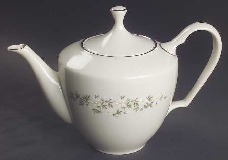 Brookdale Teapot & Lid