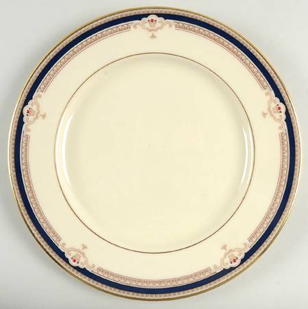 Buchanan Dinner Plate