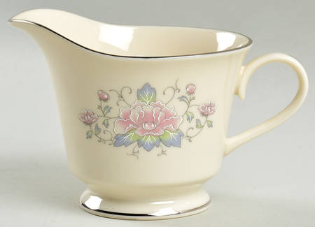 Charleston Creamer