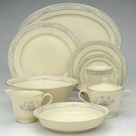 Charleston 53 Piece Estate Set