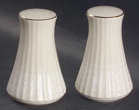 Citation Lace Salt & Pepper Set
