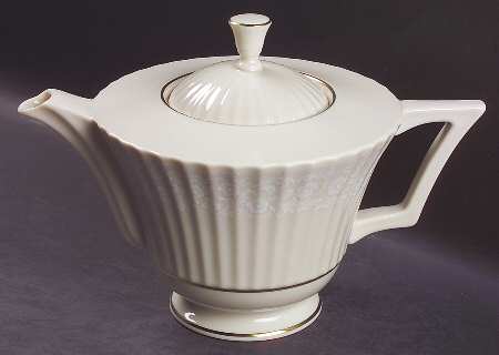 Citation Lace Teapot & Lid