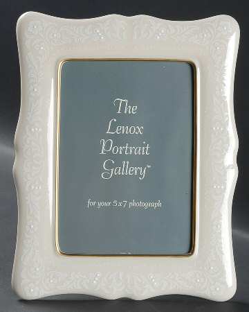 Citation Lace Frame-Holds 5" X 7"