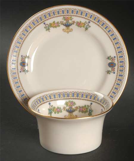 Colonial Ramekin & Saucer Set