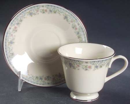 Columbine Footed Cup & Saucer Set