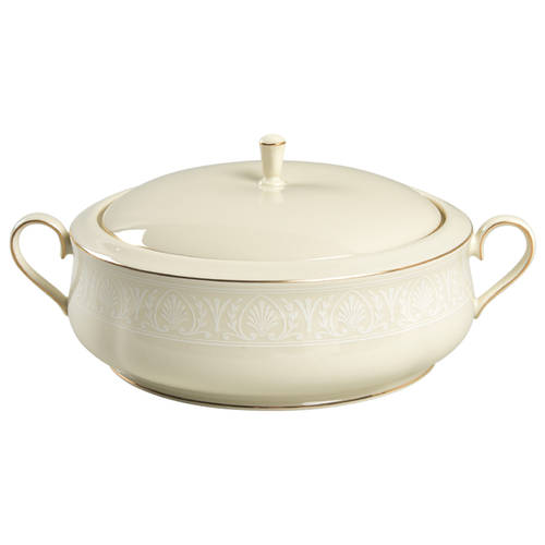 Courtyard Gold Round Covered Vegetable