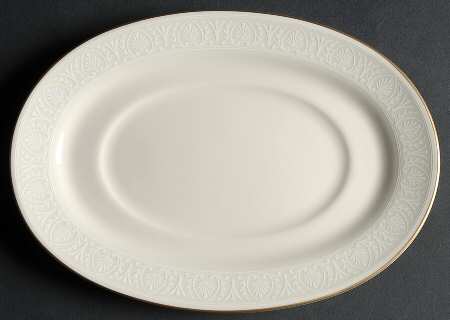 Courtyard Gold Underplate for Gravy Boat