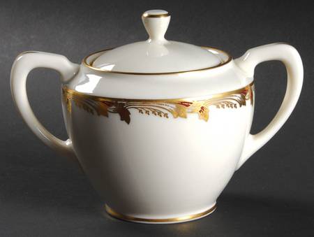 Essex Maroon (Smooth) Shape 1962 Sugar Bowl & Lid