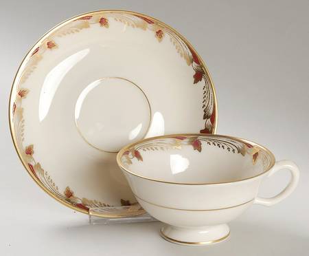 Essex Maroon (Smooth) Footed Cup & Saucer Set