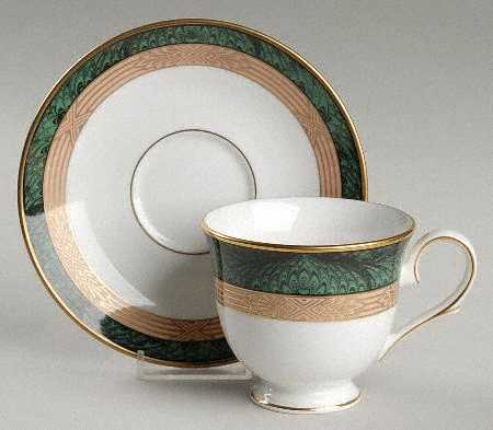 Federal Grandeur Footed Cup & Saucer Set