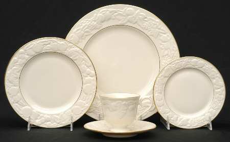 Fruits of Life 5 Piece Place Setting