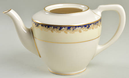 Oakleaf Cobalt Blue (Cream Rim, G319B) Teapot No Lid