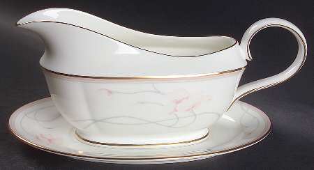 Georgiana Gravy Boat & Underplate