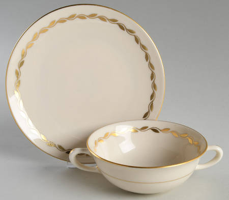 Golden Wreath Flat Cream Soup Bowl & Dessert Plate/Saucer Set