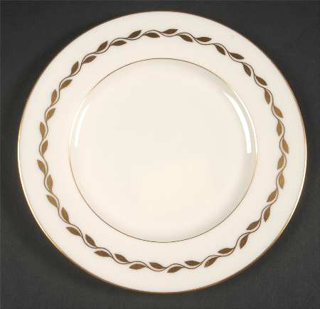 Golden Wreath Dessert/Pie Plate