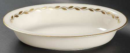 Golden Wreath 9" Oval Vegetable Bowl