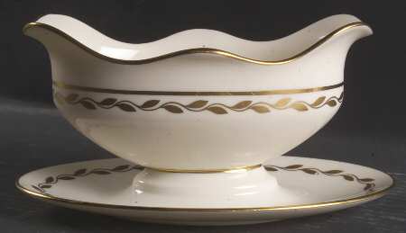 Golden Wreath Gravy Boat with Attached Underplate