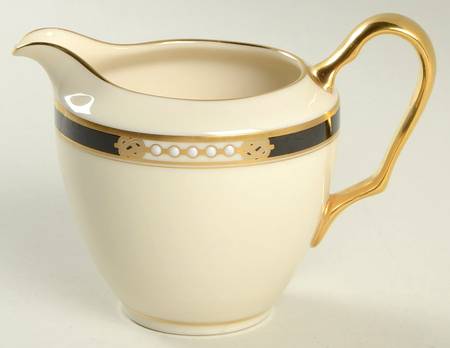 Hancock Creamer