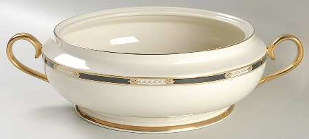 Hancock 1999 Shape Round Vegetable No Lid