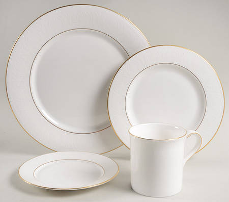 Hannah Gold 4 Piece Place Setting