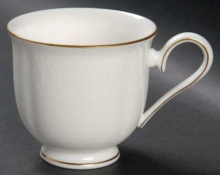 Hannah Gold Footed Cup