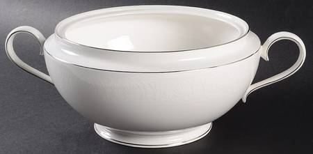 Hannah Platinum Tureen No Lid