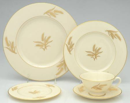 Harvest 40 Piece Estate Set