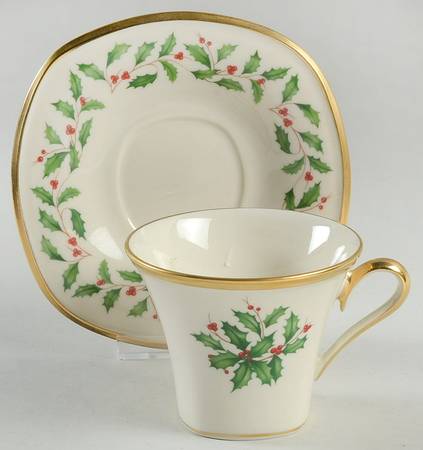 Holiday (Dimension) Square Cup & Saucer Set