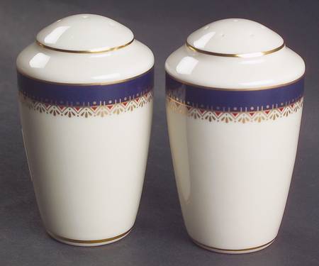 Jefferson Salt & Pepper Set