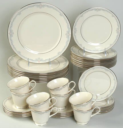 Kingston 40 Piece Estate Set
