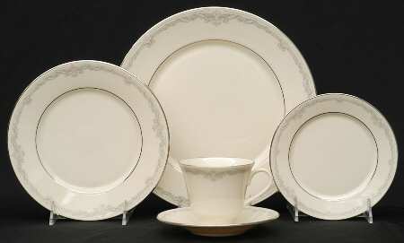 Kingston 5 Piece Place Setting by Lenox