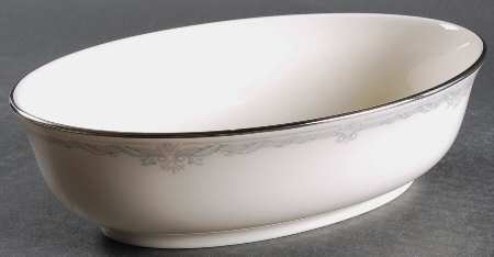 Kingston 99 Shape 9" Oval Vegetable Bowl
