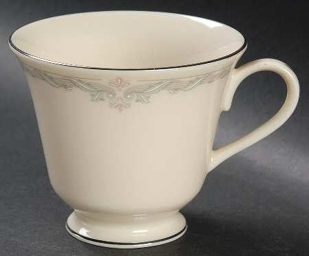 Kingston Footed Cup