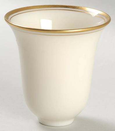 Lenox Liners (Cream, Gold Trim) Decoration #86 Bell Shape Demitasse Liner