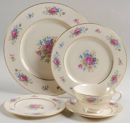 Lenox Rose 40 Piece Estate Set