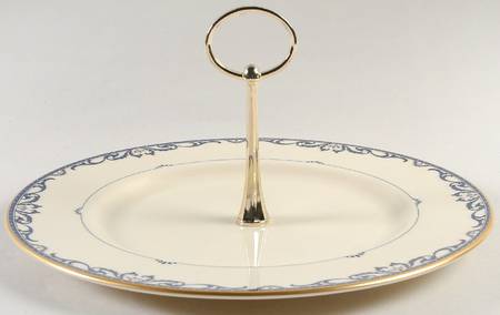 Liberty Round Serving Plate with Handle (DP)