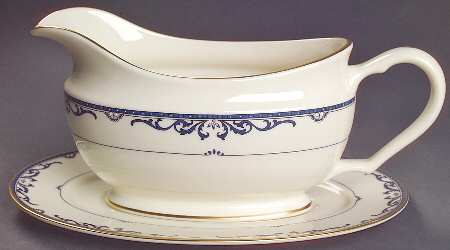 Liberty Gravy Boat & Underplate