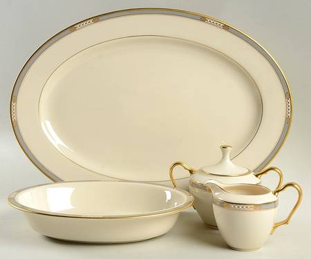 McKinley 5 Piece Hostess Set