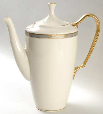 McKinley Coffee Pot & Lid