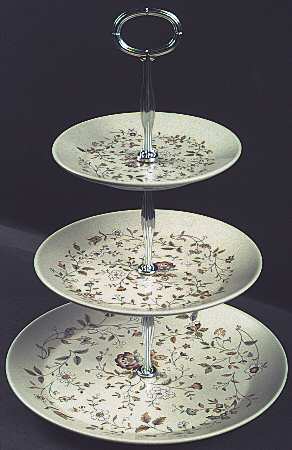 Merriment 13 7/8"-14 1/4" 3-Tiered Serving Tray(DP,SP,BB) HC