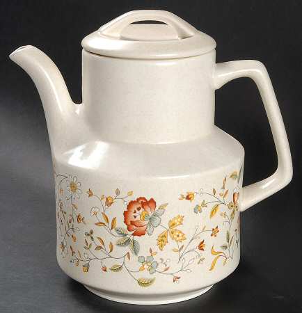 Merriment Coffee Pot & Lid