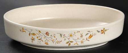 Merriment 9" Oval Vegetable Bowl