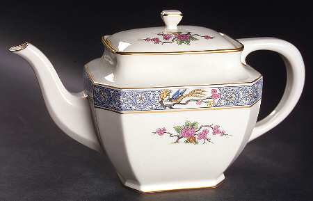 Ming-Birds (Older, Cream, Black Green Stamp) Shape 1655 Teapot & Lid