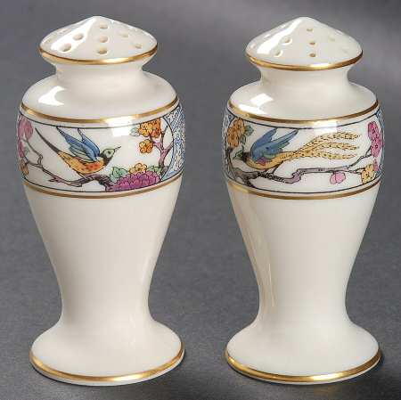 Ming-Birds (Older, Cream, Black Green Stamp) Salt & Pepper Set