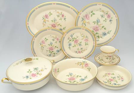 Morning Blossom 52 Piece Set