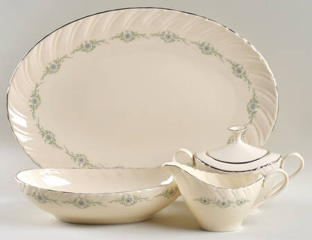 Musette 5 Piece Hostess Set