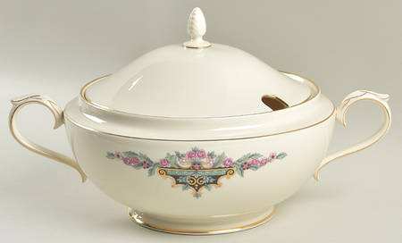 Newbury Square Tureen &  Lid