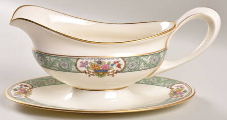 Peking Gravy Boat with Attached Underplate