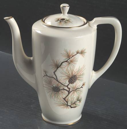 Pine Coffee Pot & Lid