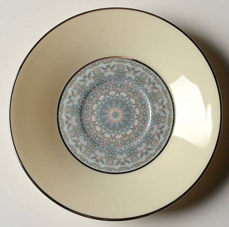 Projection Saucer